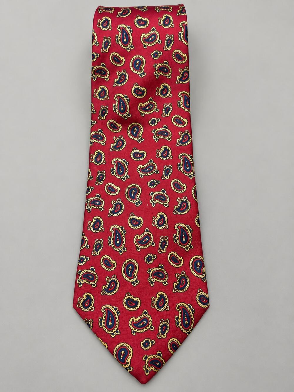 Pierre Cardin Men’s Silk Tie Red Burgundy Paisley Hand Made Vintage Necktie